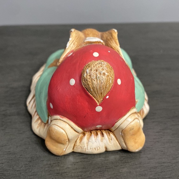 “Dodger” Hand Painted Stonecraft by Pendelfin Collections Made in England 1999 - Picture 3 of 6